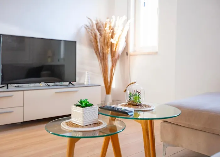 Center Modern App - The Nest Apartament