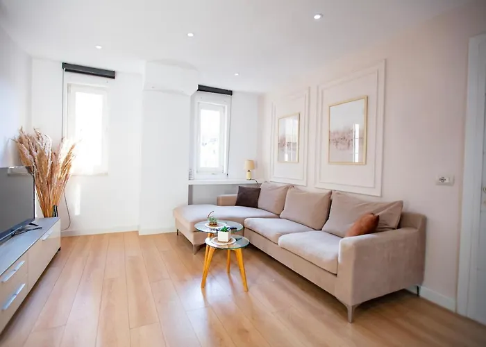 Center Modern App - The Nest Lejlighed *